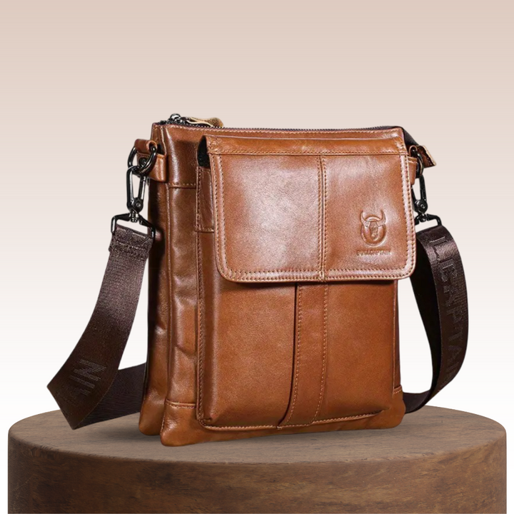 Luca | Classic Leather Messenger Bag