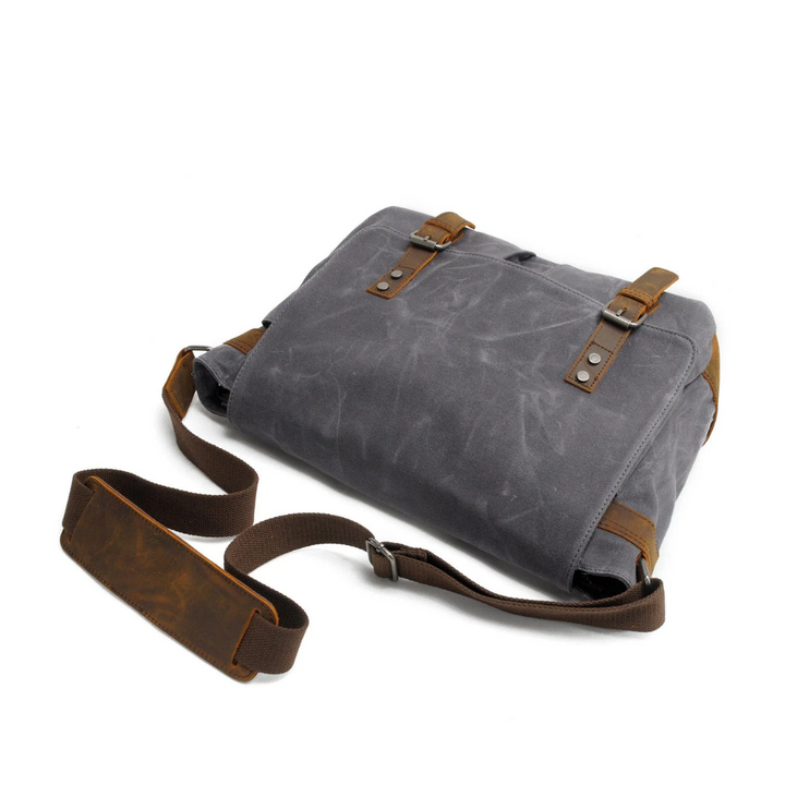 Zane | Vintage Messenger Bag